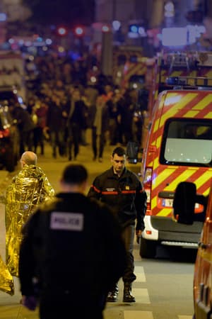"J’ai vu deux terroristes arriver": victimes, secours, forces de l'ordre… Les attentats du 13-Novembre racontés par ceux qui les ont vécus