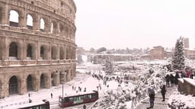 Le Colisée sous la neige, -35°C ressentis en Croatie, c'est toute l'Europe qui grelotte