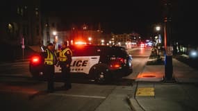 Une voiture de police 