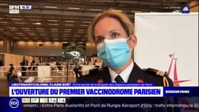 Paris: une centaine de pompiers mobilisés au centre de vaccination de la Porte de Versailles