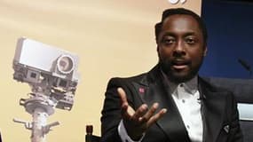 "Reach for the Stars", le dernier single de Will.i.am, le chanteur des Black Eyed Peas, va être diffusé ce mardi soir sur Mars grâce au robot de la Nasa, Curiosity, qui a atterri début août sur la "planète rouge". /Photo prise le 5 août 2012/REUTERS/Fred