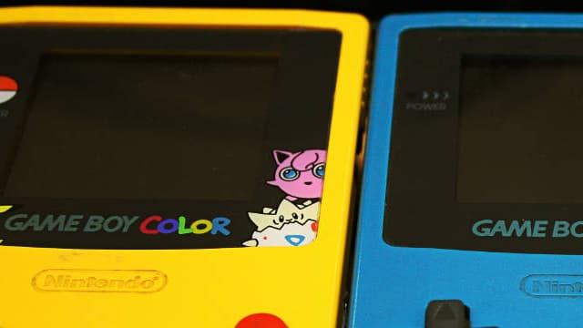 La génération Pokémon ressort les vieilles Game Boy
