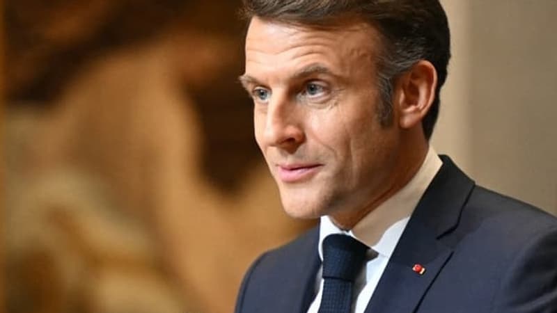 4 EN DIRECT Emmanuel Macron prononce un discours au Sommet de l'IA à Paris