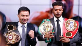 Manny Pacquiao (à gauche) et Errol Spence Jr ne s'affronteront finalement pas le 21 août 2021