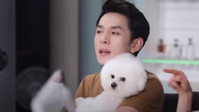 L'influenceur chinois Li Jiaqi, dans un reportage de la chaîne d'information internationale chinoise francophone CGTN Français, en novembre 2020.