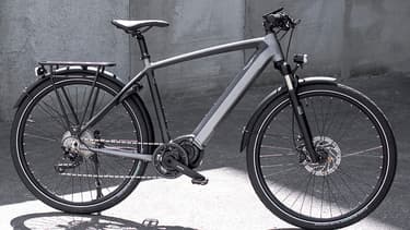 Designé par les équipes britannique de Triumph, le Trekker GT est équipé par Shimano