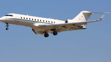 Vers 05H15 lundi, un jet privé immatriculé TC-TSR en provenance d'Osaka a atterri sur l'aéroport Atatürk, fermé aux vols commerciaux puis s'est rangé dans un hangar