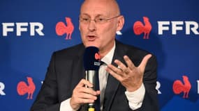 Le président de la Fédération française de rugby, Bernard Laporte, en conférence de presse à Marcoussis, le 3 octobre 2020