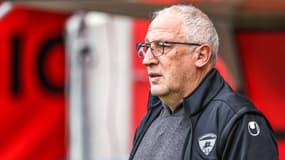 L'entraîneur du Clermont foot Gastien