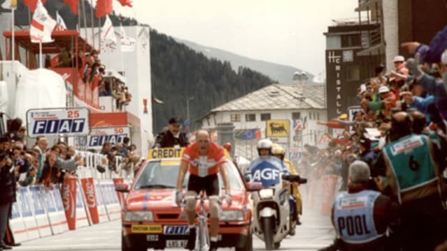 Bjarne Riis s'impose à Sestrières en 1996.