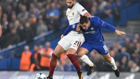 Maxime Gonalons et Eden Hazard 
