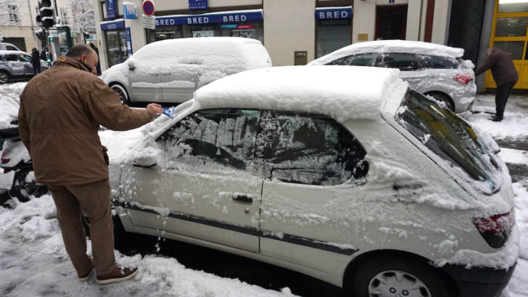 Comment protéger sa voiture du froid d'hiver ? 