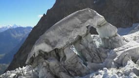500.000 m³ de glace du Mont Blanc menacent de s’effondrer sur un village italien