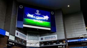 L'Ibrox Stadium de Glasgow.