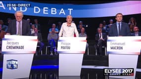 Philippe Poutou pointe "les politiciens corrompus qui se reconnaîtront dans cette salle"