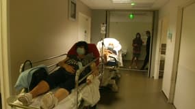 Dans la région, plusieurs syndicats alertent sur les tensions au sein du service d'urgence, alors que la saison estivale approche à grand pas.