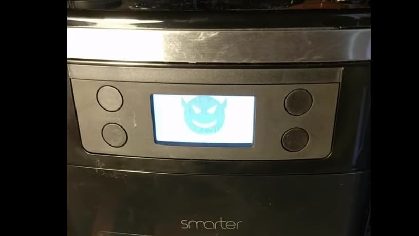 Les actualité tech de 2021 : Machine à café piraté par Martin Hron