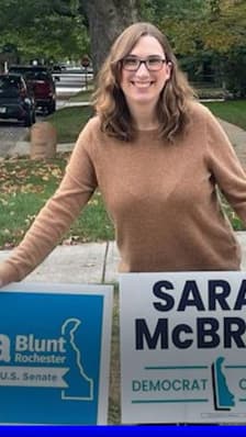 Qui est Sarah McBride, la première personne transgenre à être élue au Congrès américain 