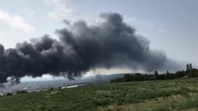 Gros incendie à Valence - Témoins BFMTV