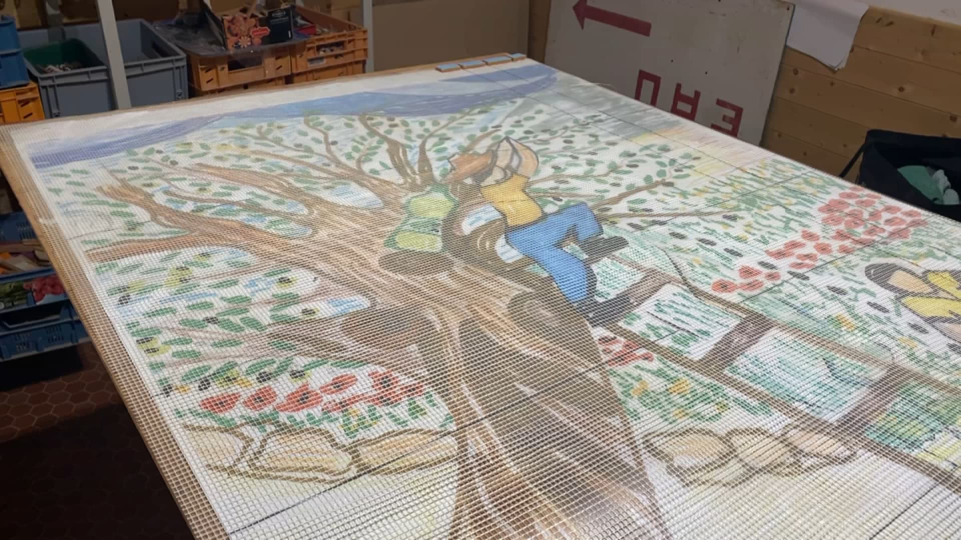 La mosaïque sera installée sur le banc de la corniche Kennedy La mosaïque sera installée sur le banc de la corniche Kennedy