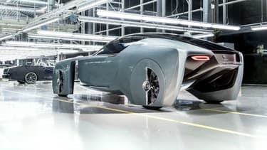 Le Concept Vision Next100 dévoilé en mai 2016 pour les 100 du groupe BMW dispose de moteurs électriques installés dans ses roues.