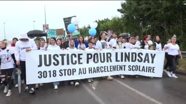 Une marche blanche en hommage à Lindsay collégienne qui s'est suicidée après avoir été victime de harcèlement scolaire, à Vendin-le-Vieil, le 18 juin 2023