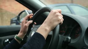 La conductrice a reçu une amende de 135 euros.