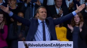 Fin de meeting enflammée pour Emmanuel Macron à la porte de Versailles à Paris, samedi soir.