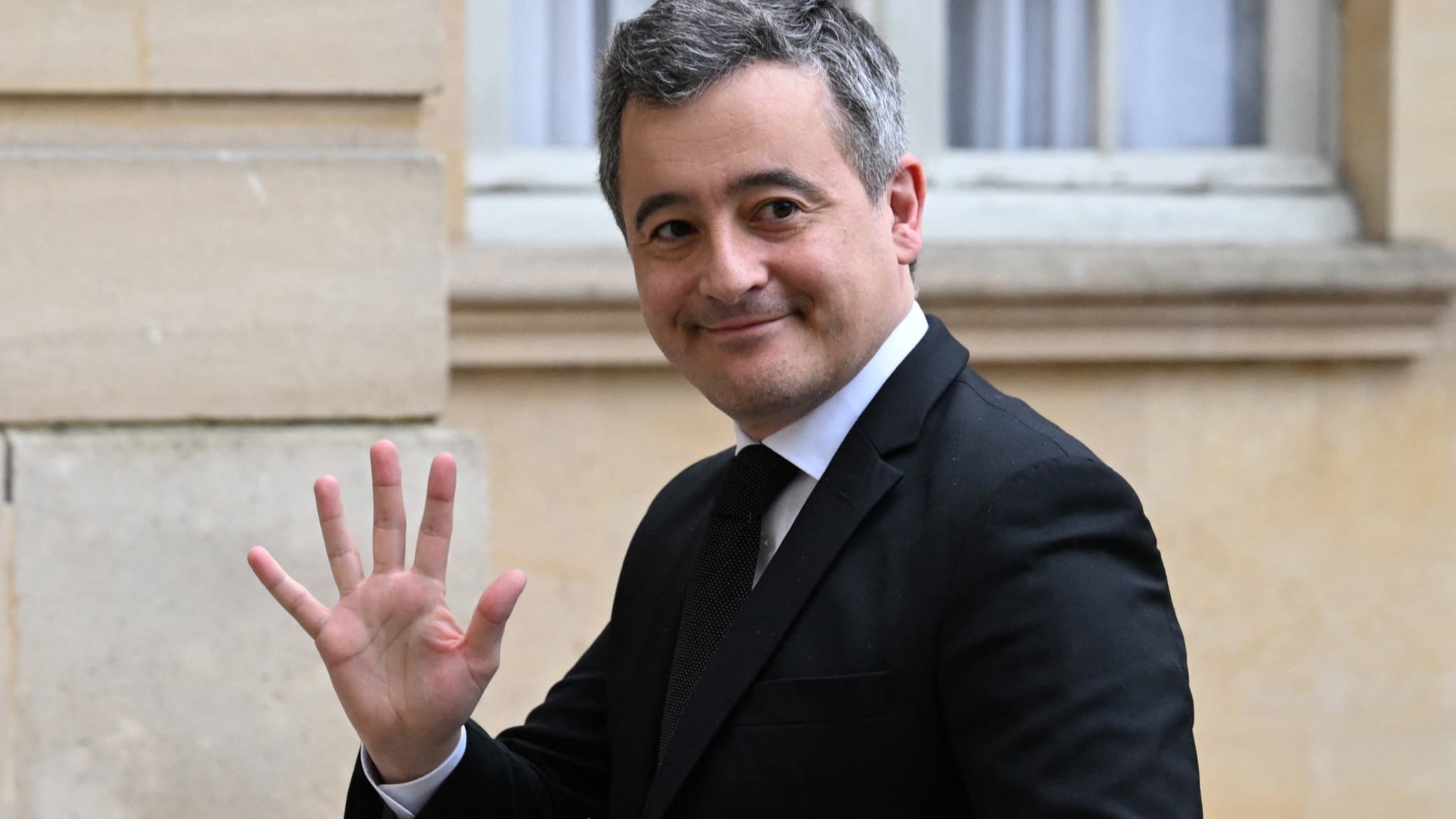 Le ministre de l'Intérieur Gérald Darmanin arrive à Matignon, le 10 février 2024