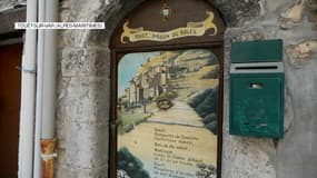 Depuis 2005, l'association artistique "Lou Souliaïre" propose à des bénévoles et professionnels de peindre les portes de la commune. Mais la tradition s'épuise, faute de main d'oeuvre.