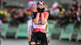 Le Néerlandais d'INEOS Grenadiers Thymen Arensman vainqueur de la 19e étape du Tour de France à La Plagne, 25 juillet 2025