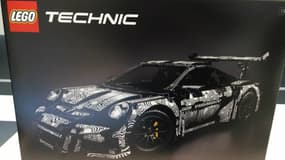 Une Porsche 911 en Lego, oui, mais qui à de l'allure