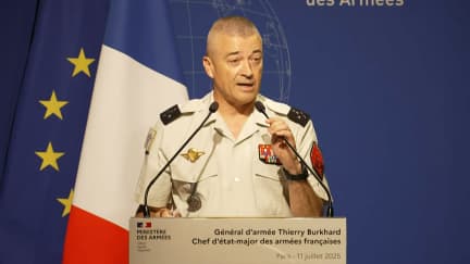 Le chef d'état-major des armées, le général Thierry Burkhard, en conférence de presse, le 11 juillet 2025