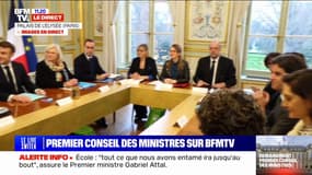 "Bien, un gouvernement rassemblé, au travail": les mots d'Emmanuel Macron au début du Conseil des ministres