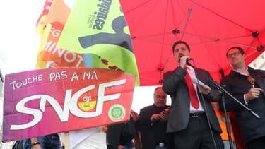 Si 3000 trains circulaient les jours de grève en début de conflit, le chiffre est désormais de 8000.