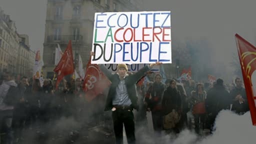 L'homme s'appelle Jean-Baptiste Redé, il est enseignant et poète.