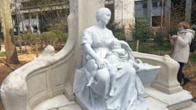 Lille: la statue du p'tit quinquin de retour au square Foch