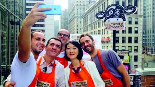 Le selfie sur les toits de New-York des équipes américaines de Michel et Augustin avec Fleur Pellerin