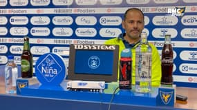 "J'ai les plus grosses c*** sur Terre", un coach réagit à son possible renvoi