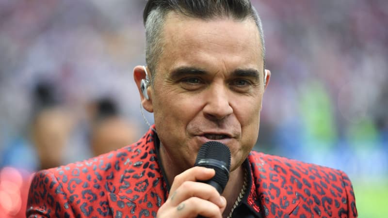 Le musicien britannique Robbie Williams lors de la cérémonie d'ouverture de la coupe du monde de football le 14 juin 2018 à Moscou.
