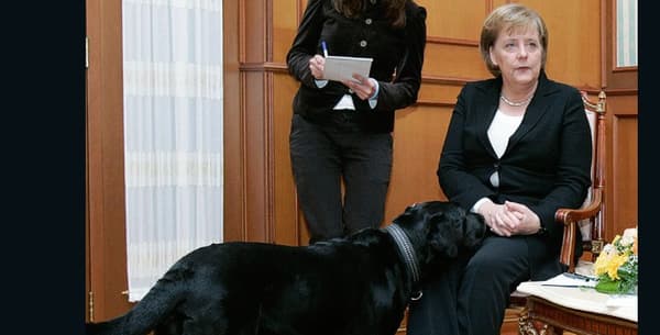 Angela Merkel rencontre Koni en 2007