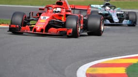Fernando Alonso est percuté de plein fouet