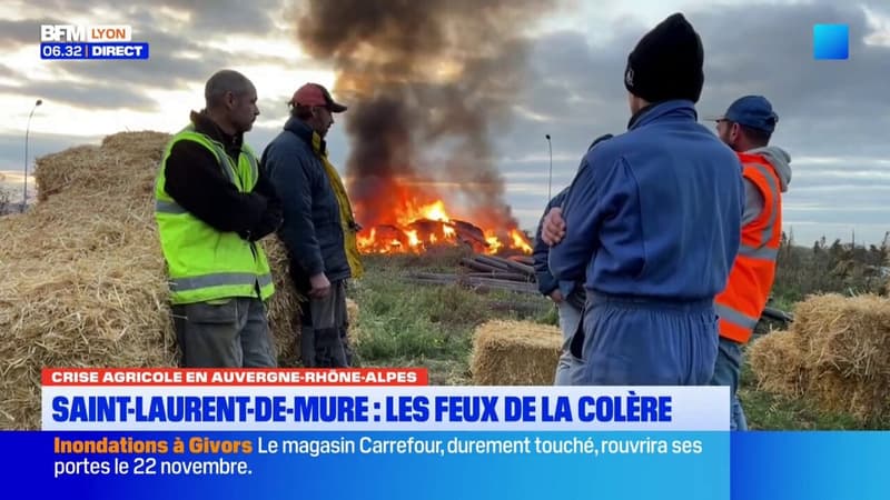 Crise agricole en Auvergne-Rhône-Alpes: les feux de la colère à Saint-Laurent-de-Mure