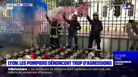 "Des agressions de plus en plus décomplexées". Casques à terre, plus de 200 sapeurs-pompiers ont manifesté ce mercredi après-midi pour exprimer leur colère
