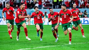 La joie des Marocains après le tir au but victorieux d'Achraf Hakimi