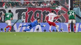 Ochoa lors de Mexique-Pologne