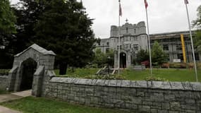 L'école St. George, à Vancouver, au Canada où un paquet contenant un pied humain est arrivé mardi. Une main a également été découverte dans l'école False Creek à Vancouver. Il n'est pas possible pour l'instant de relier les deux paquets à Luka Rocco Magno