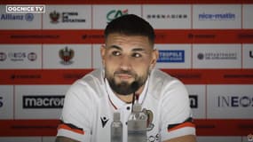 Andy Delort en conférence de presse, à Nice le 10 septembre 2021