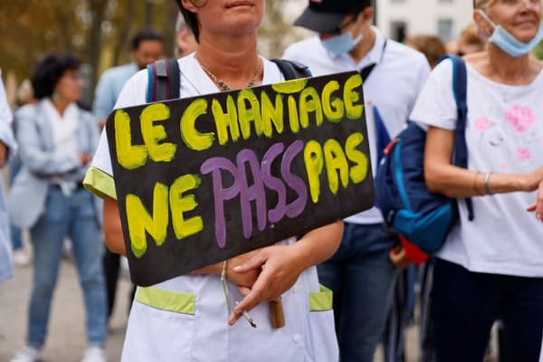Manifestation contre le pass sanitaire et l'obligation vaccinale pour certaines professions, le 11 septembre 2021 à Paris Manifestation contre le pass sanitaire et l'obligation vaccinale pour certaines professions, le 11 septembre 2021 à Paris