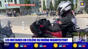 Rhône : les motards en colère manifestent contre le contrôle technique